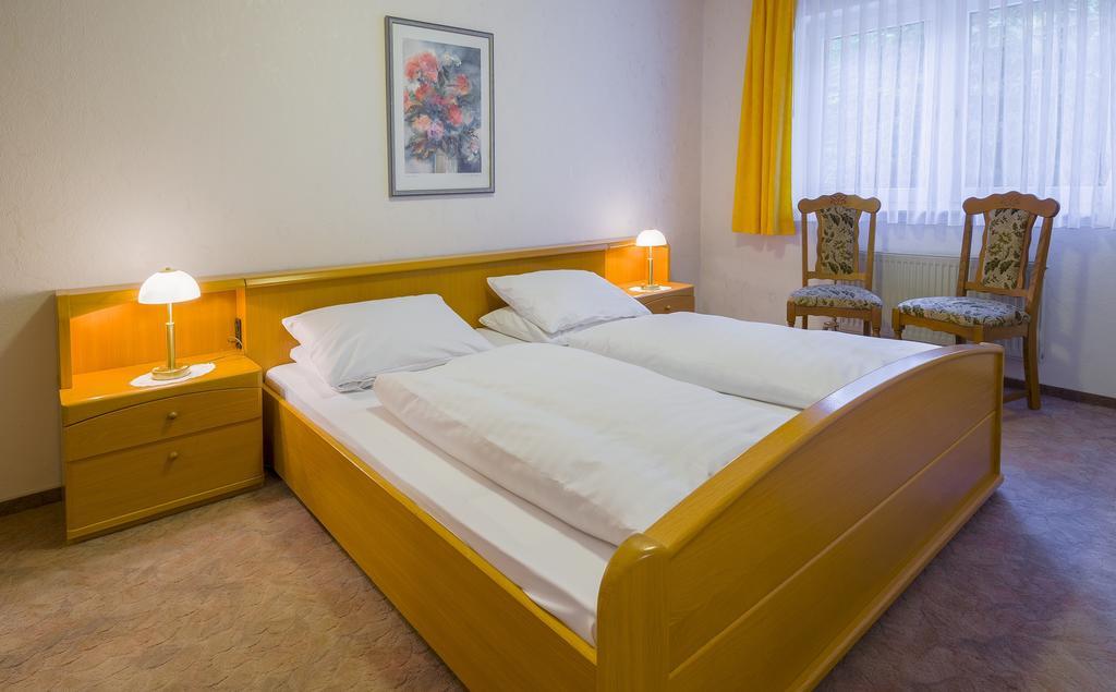Hotel Schloessmann Garni Bad König Chambre photo