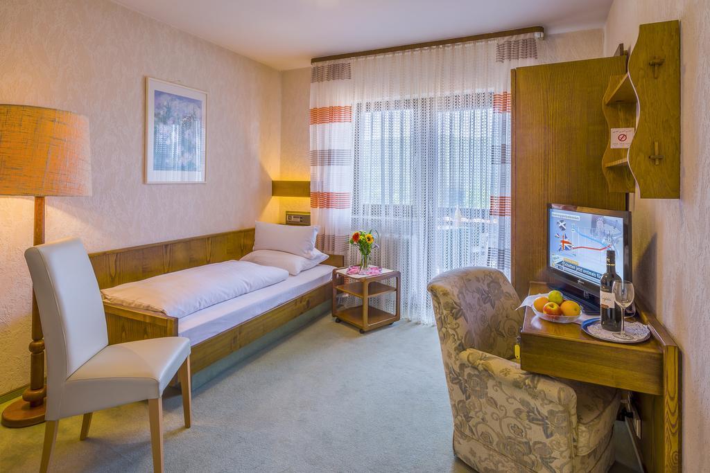 Hotel Schloessmann Garni Bad König Extérieur photo