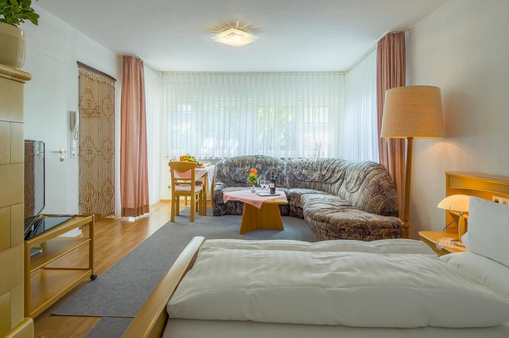 Hotel Schloessmann Garni Bad König Chambre photo